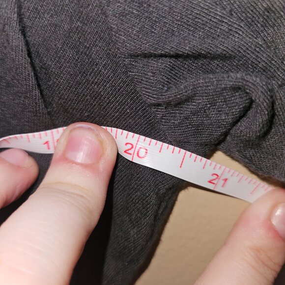 Old Navy Twilight Gray T-Shirt Large - Picture 4 of 6